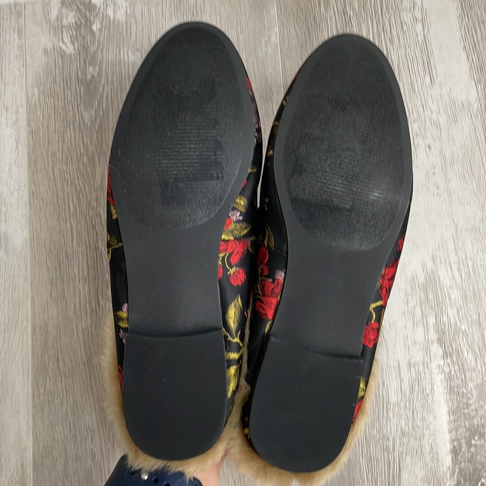 NEW Steve Madden Jill Red Floral Fabric Fur Lined Slipper Flat Shoes - Picture 5 of 6